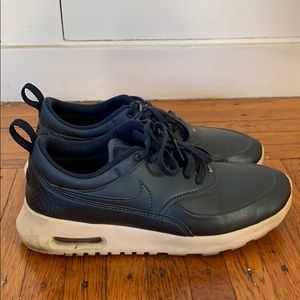 Nike Air Max Thea women’s sz 7
